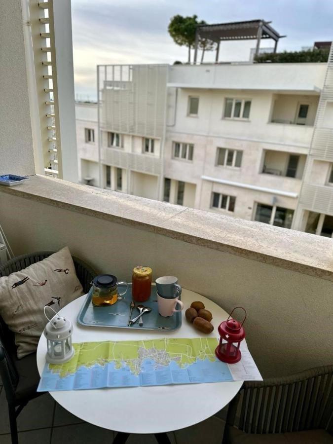 אומאג Edra Suite Apartment מראה חיצוני תמונה