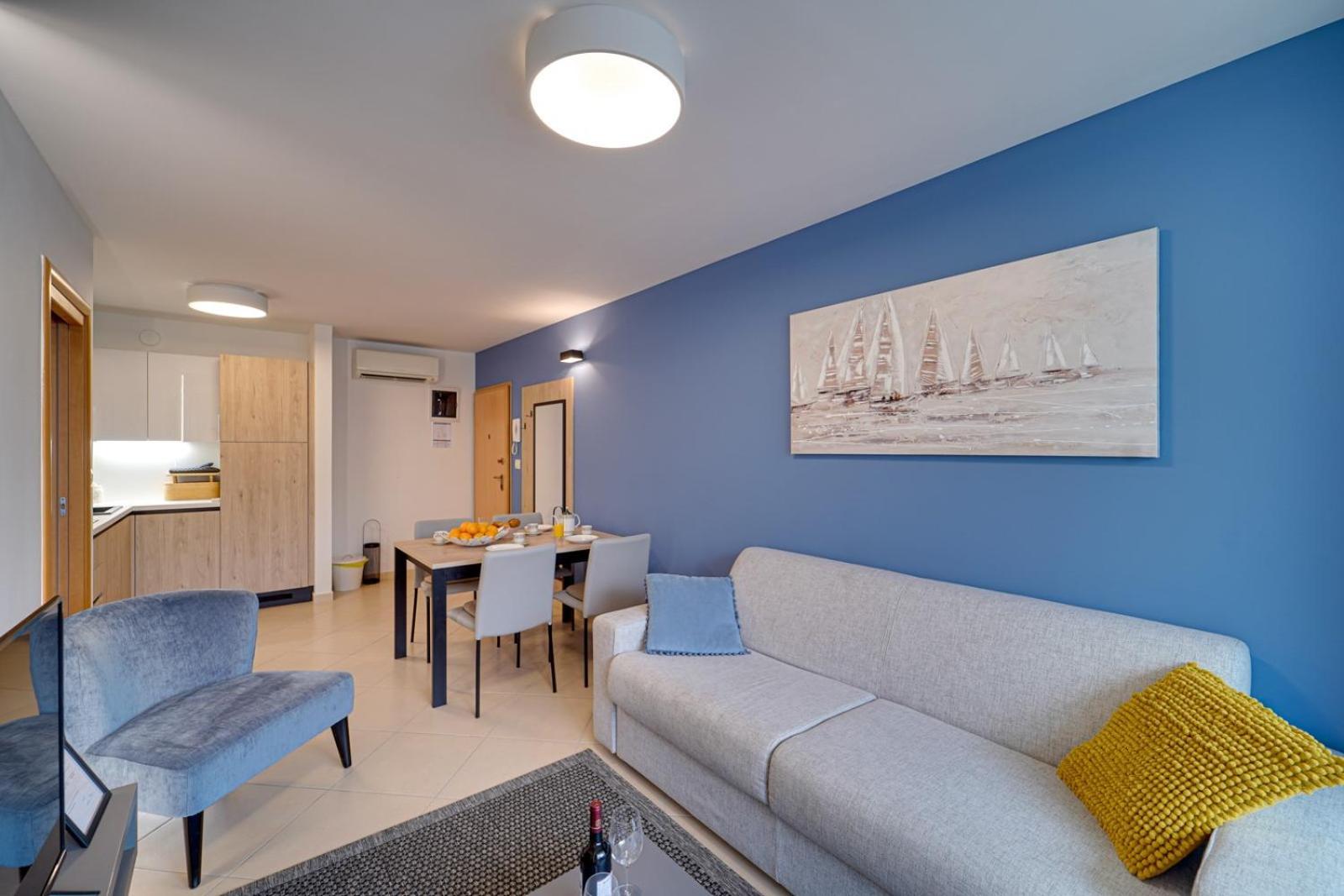אומאג Edra Suite Apartment מראה חיצוני תמונה
